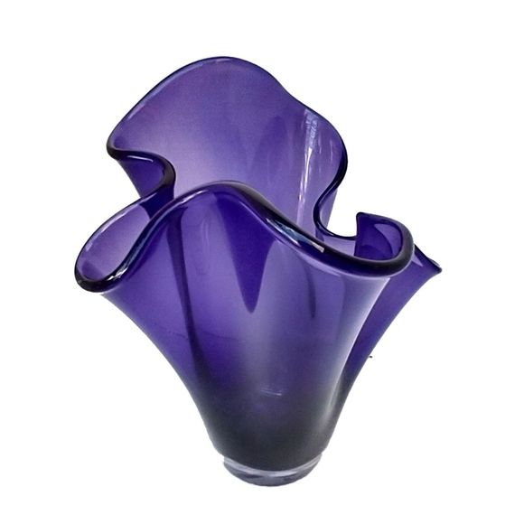 Art Glass Purple Handkerchief Vase - Picture 1 of 10